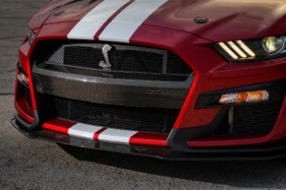 Mustang GT500 Carbon Fiber Center Bumper